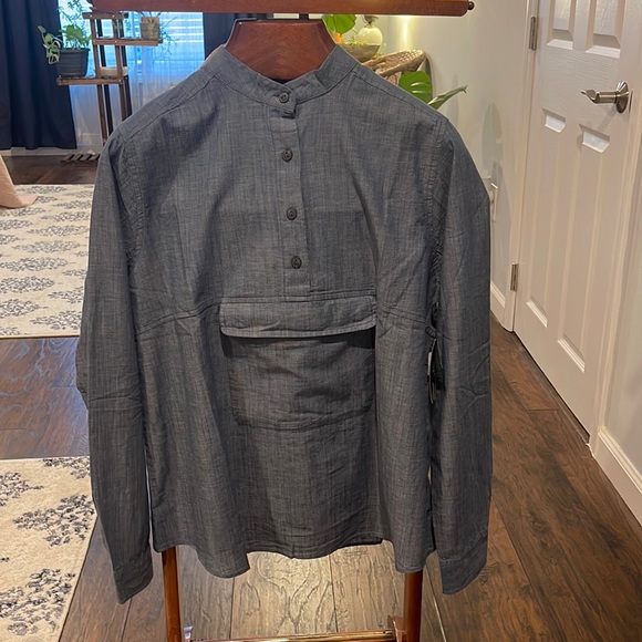 Mountain Hardwear Tops - Mountain Hardware Women’s Camp Oasis Shirt sz M